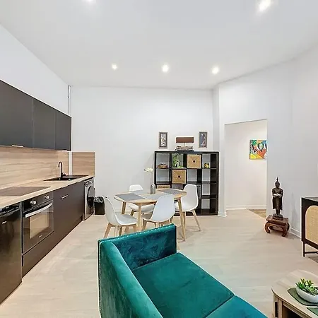 Cosy Appartement, Centre Capucins 2 *